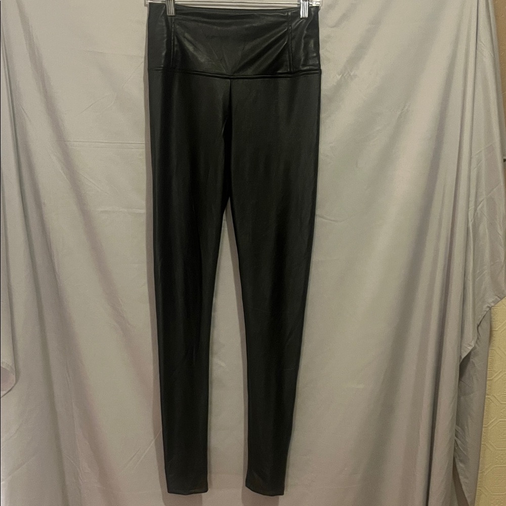 Black High-Waisted Leggings